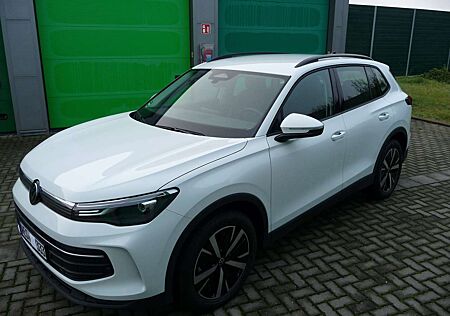 VW Tiguan Volkswagen 2.0 TDI SCR DSG Life AHK-WKR-Neues Modell