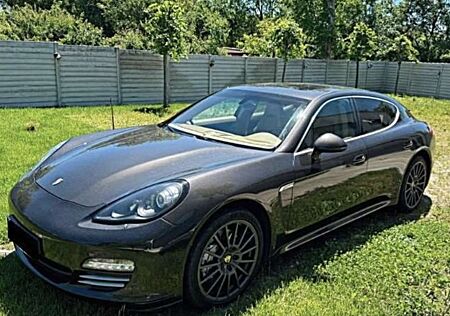 Porsche Panamera 4S PDK