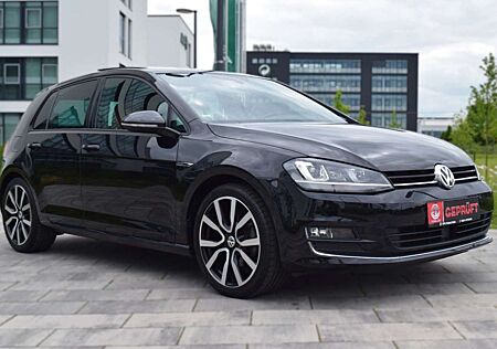 VW Golf Volkswagen VII Lim.R-Line Sport-Paket Edition BMT,Pano
