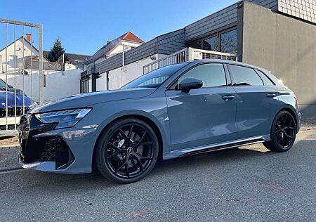 Audi RS3 Sportback |HUD|Carbon|Sonos|Matrix|Sportabga