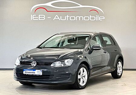 VW Golf Volkswagen VII Lim.BMT/2.Hand/Navi/PDC/SHZ/E5/TÜV NEU