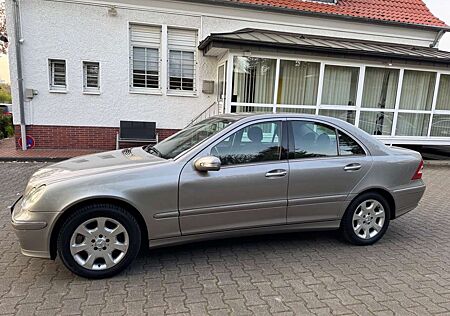 Mercedes-Benz C 200 C -Klasse Lim. Kompressor
