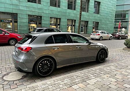 Mercedes-Benz A 35 AMG AMG A 35 4Matic AMG Speedshift DCT 7G