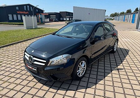 Mercedes-Benz A 180 BlueEfficiency *R-KAMERA*2 HAND*