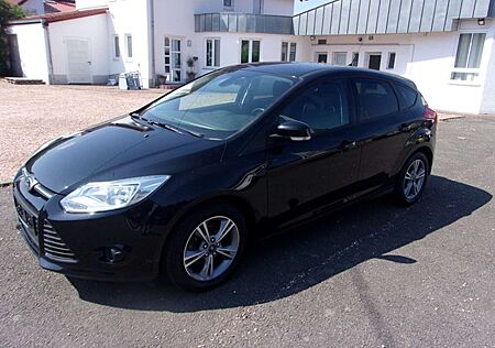 Ford Focus Klimaaut SHZ ALU PDC