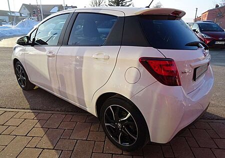 Toyota Yaris 1.33 VVT-i S Sport Keyless Sitzheizung