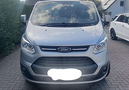 Ford Tourneo Custom TDCi 300 L2H1 VA Limited