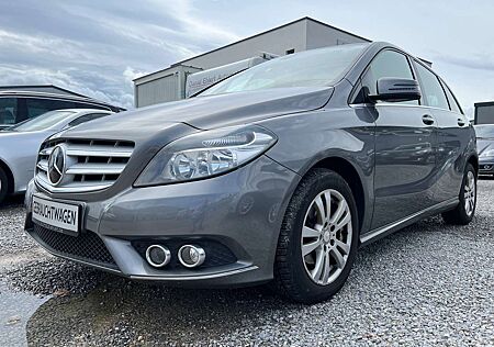 Mercedes-Benz B 180 Automatik+Klima+Navigation+Sitzheizung+Tempomat