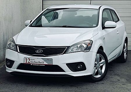 Kia Cee'd Ceed / *NAVI*TEMPOMAT*SHZ*PDC*ALU*TÜV NEU