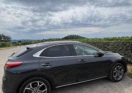 Kia XCeed 1.4 T-GDI OPF DCT7 PLATINUM EDITION