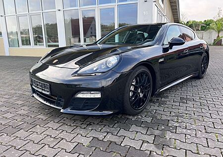 Porsche Panamera 4 S