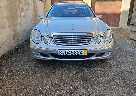 Mercedes-Benz E 220 E-Klasse T-Modell Diesel T CDI Elegance