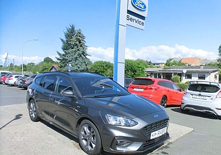 Ford Focus 155PS ST-Line Turn/LED/ACC/Blis/Cam/DAB