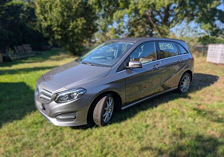 Mercedes-Benz B 200 7G-DCT Edition B