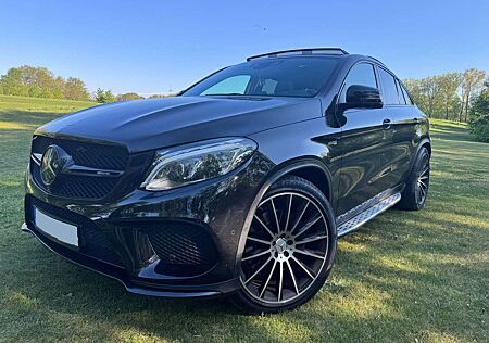 Mercedes-Benz GLE 450 450 / 43 AMG / Softcl Totw Pano 360 Distr+