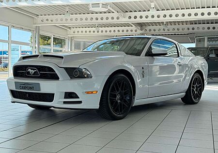 Ford Mustang 3.7l V6 LPG Leder Xenon Winterpaket