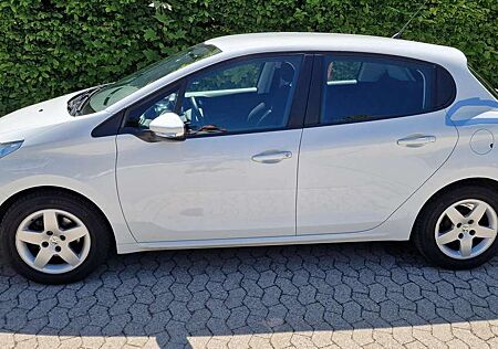 Peugeot 208 82 VTI Active