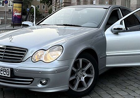 Mercedes-Benz C 200 Kompressor Mopf