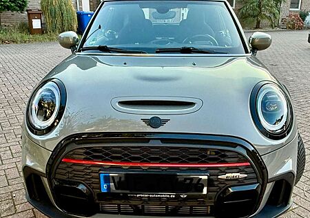 Mini John Cooper Works Cabrio Aut. Essential Trim
