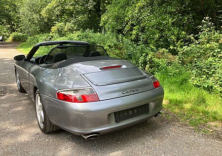 Porsche 996 Carrera 4