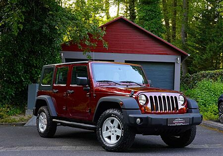 Jeep Wrangler 2.8 CRD Unlimited Sahara Auto.*Navi~AHK*