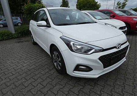 Hyundai i20 1.2 62kW Advantage ,,1. Hand"