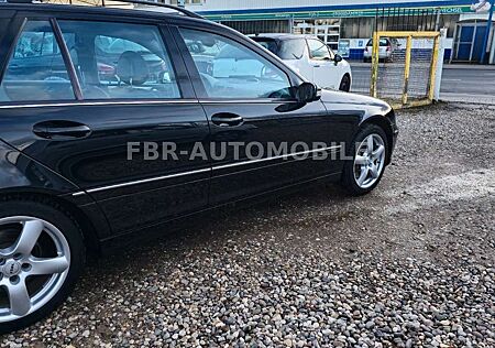 Mercedes-Benz C 320 CDI T AVANTGARDE V6/224 PS