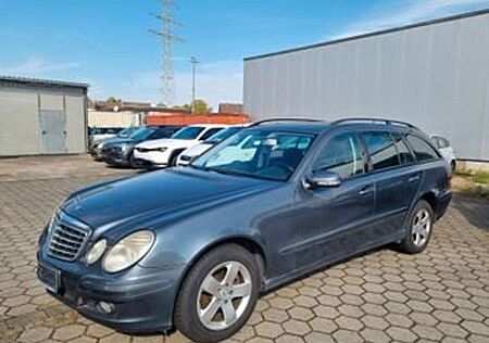 Mercedes-Benz E 200 T Kompressor Classic"Benzin&LPG"Automatik...