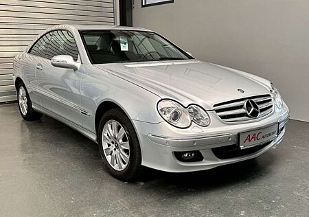 Mercedes-Benz CLK 280 280 CLK Autom./Navi//Schiebedach/Bi-Xenon