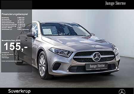 Mercedes-Benz A 180 PREMIUM PROGRESSIVE SPUR PDC SHZ