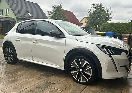 Peugeot e-208 208 Elektromotor 136 GT Pack