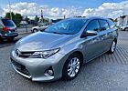 Toyota Auris Touring Sports 2.0 D Executive