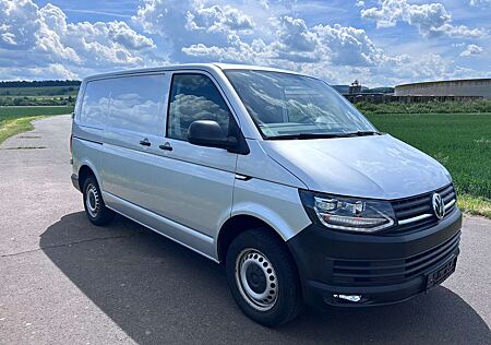 VW T6 Transporter Volkswagen Transporter T6 Kurz EU6
