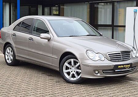 Mercedes-Benz C 180 Limo. Automatik /PDC/SHZ/TEMPO/TÜV NEU