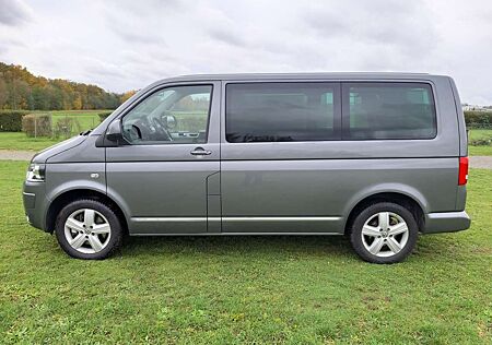 VW T5 Multivan Volkswagen Multivan Kurz Comfortline