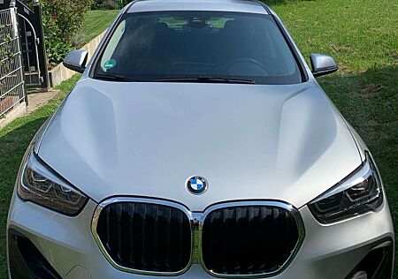 BMW X1 sDrive18d Klima, LED,PDC,SHZ,Head Up D,Navi,Alu18Z