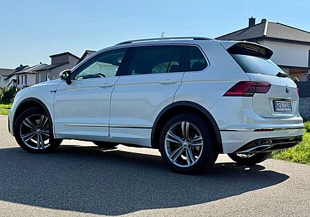 VW Tiguan Volkswagen 2.0 TDI SCR 4Motion R-Line