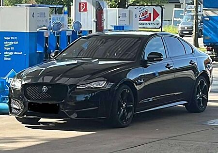Jaguar XF XF 25d AWD Aut. R-Sport
