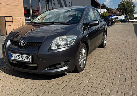 Toyota Auris 1.4 D-4D AUTOMATIK