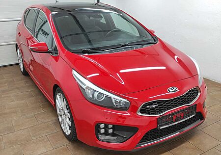 Kia Cee'd Ceed / 1.6 T-GDI GT-Track NAVI PANO KAMERA PDC SHZ KLIMA