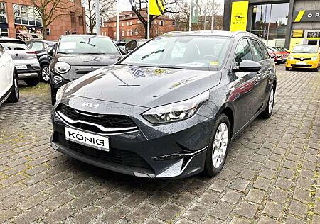Kia Cee'd Ceed / SW 1.5T-GDI VISION DCT7 AUTOMATIK