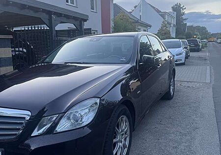 Mercedes-Benz E 200 CDI BlueEfficiency (212.005)