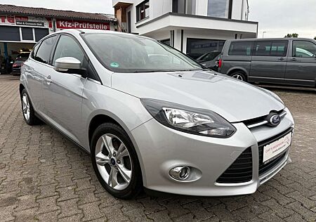 Ford Focus Champions Edition Navi Sitzheizung