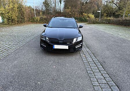 Skoda Octavia Combi 2.0 TSI DSG RS