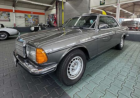 Mercedes-Benz CE 230