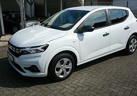 Dacia Sandero 1.Hand,LPG Gasanlage ab Werk,Scheckheft,Topzustand