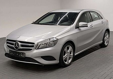 Mercedes-Benz A 180 Urban Navi/BT/SHZ/Kam/17"LM