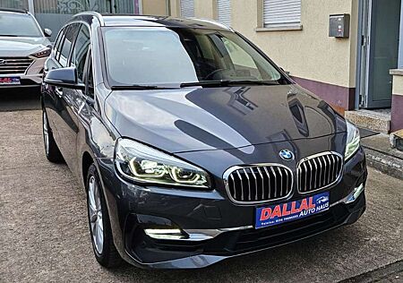 BMW 220 i Luxury Line 7 Sitze