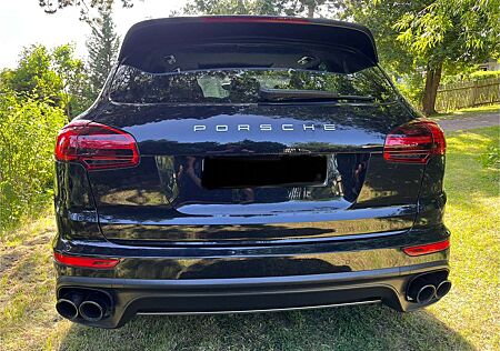 Porsche Cayenne Facelift, V8 Soundanlage, AHK, Klima,