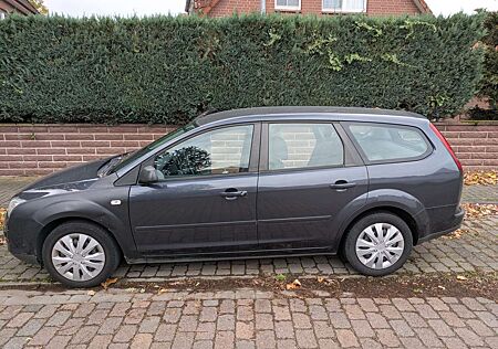 Ford Focus Turnier 1.6 TDCi DPF Ambiente